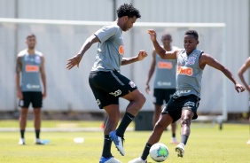 Cazares durante treino deste sbado no CT Joaquim Grava