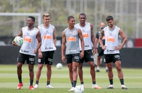 Jogadores do Corinthians no ltimo treino para jogo contra o Fortaleza