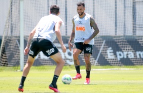 Michel durante treino deste sbado no CT Joaquim Grava