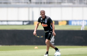 Vagner Mancini durante treino deste sbado no CT Joaquim Grava