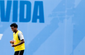 Gil no ltimo treino antes do jogo contra o So Paulo, pelo Brasileiro