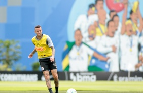Luan no último treino antes do jogo contra o São Paulo, pelo Brasileirão