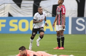 Otero no duelo contra o So Paulo, pelo Brasileiro, na Neo Qumica Arena