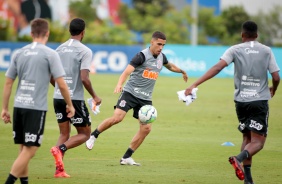 Gabriel durante treino desta quinta-feira no CT Joaquim Grava