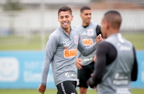 Gabriel Pereira durante treino desta quinta-feira no CT Joaquim Grava