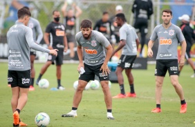 Mndez durante treino desta quinta-feira no CT Joaquim Grava