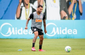 Michel Macedo durante treino desta quinta-feira no CT Joaquim Grava