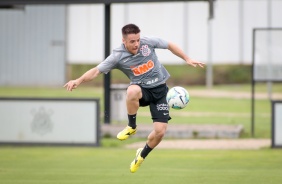 Ramiro durante treino desta quinta-feira no CT Joaquim Grava