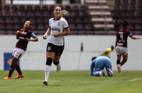 Giovanna Criverlari durante partida contra a Ferroviria pelo Paulisto Feminino