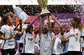 Corinthians vence Ferroviria e se sagra Campeo Paulista Feminino de 2020