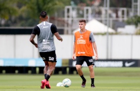 Lucas Piton durante treino desta quarta-feira no CT Joaquim Grava