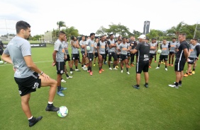 Elenco do Corinthians no treinamento desta vspera de Natal no CT Joaquim Grava