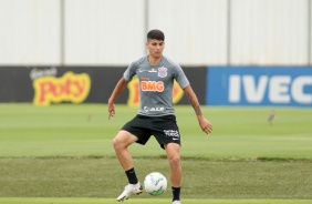 Ángelo Araos no último treino antes do jogo contra o Botafogo