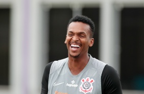 Atacante J no ltimo treino antes do jogo contra o Botafogo