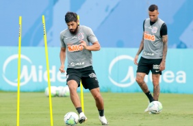 Bruno Mndez no primeiro treino do Corinthians em 2021