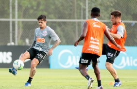 Fagner no primeiro treino do Corinthians em 2021