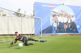 Matheus Donelli no primeiro treino do Corinthians em 2021