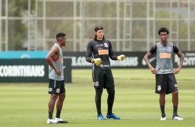 Jemerson, Cssio e Gil no treino do Corinthians desta quinta-feira no CT Joaquim Grava