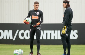 Donelli e Cssio durante treinamento do Corinthians, no CT