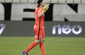Cássio durante o jogo contra o Fluminense
