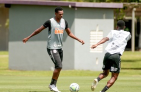 Atacante J no penltimo treino antes do Drbi desta segunda-feira