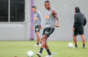 Raul Gustavo no treino da tarde desta tera-feira no CT Dr. Joaquim Grava