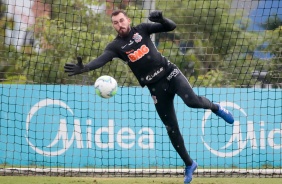 Walter no treino da tarde desta tera-feira no CT Dr. Joaquim Grava