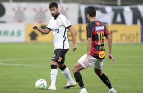 Camacho durante partida contra o Sport, pelo Brasileiro, na Neo Qumica Arena