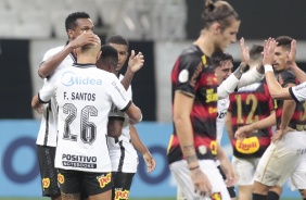 J comemorando seu gol contra o Sport, na Neo Qumica Arena