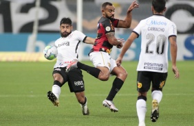 Mndez durante partida contra o Sport, pelo Brasileiro, na Neo Qumica Arena