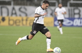 Gustavo Silva no jogo contra o Red Bull Bragantino, na Neo Qumica Arena, pelo Brasileiro