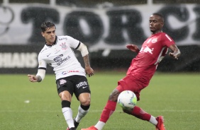 Lateral Fagner no jogo contra o Red Bull Bragantino, na Neo Qumica Arena, pelo Brasileiro