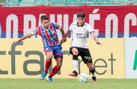 Araos em ação durante duelo contra o Bahia, pelo Campeonato Brasileiro