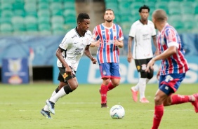 Cafu em ao durante duelo contra o Bahia, pelo Campeonato Brasileiro