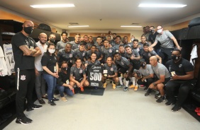 Elenco presta homenagem ao Cssio por seus 500 jogos pelo Corinthians