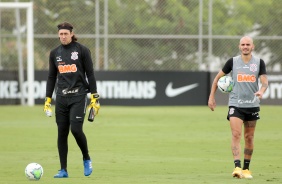 Cssio e Fbio Santos na atividade da manh desta segunda-feira no CT Dr. Joaquim Grava