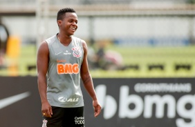 Cazares no ltimo treino do Corinthians antes do jogo contra o Athletico-PR