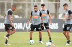 Davó, Gabriel, Roni, Gabriel na atividade da manhã desta segunda-feira no CT Dr. Joaquim Grava