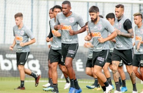 Elenco corinthiano no ltimo treino do Corinthians antes do jogo contra o Athletico-PR