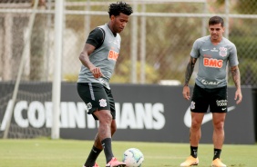 Gil e Fagner na atividade da manhã desta segunda-feira no CT Dr. Joaquim Grava