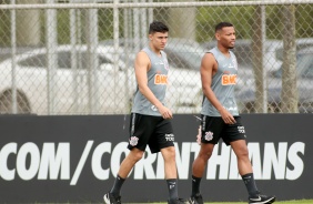 Gustavo Mantuan e Ruan Oliveira na atividade da manhã desta segunda-feira no CT Dr. Joaquim Grava