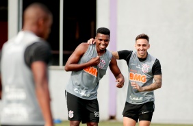 Jemerson e Gustavo no ltimo treino do Corinthians antes do jogo contra o Athletico-PR