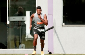 Jemerson no ltimo treino do Corinthians antes do jogo contra o Athletico-PR