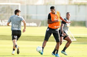 J, Xavier e Mosquito no ltimo treino do Corinthians antes do jogo contra o Athletico-PR