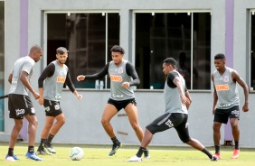 Marllon, Camacho, Éderson, Jô, Jonathan Cafú no treino da manhã desta segunda-feira