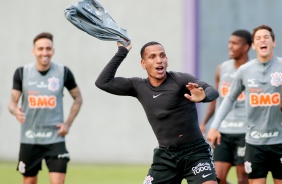 Otero no último treino do Corinthians antes do jogo contra o Athletico-PR