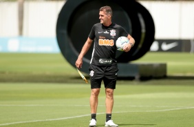 Vagner Mancini na atividade da manhã desta segunda-feira no CT Dr. Joaquim Grava