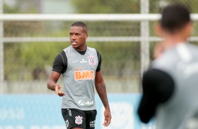 Xavier na atividade da manhã desta segunda-feira no CT Dr. Joaquim Grava