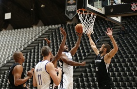 Pinheiros 67x98 Corinthians no Ginsio Poliesportivo Wlamir Marques pelo 2 turno do NBB 2020/21