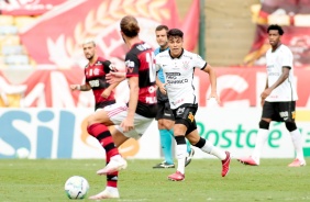 Roni e Gil durante partida contra o Flamengo, no Maracan